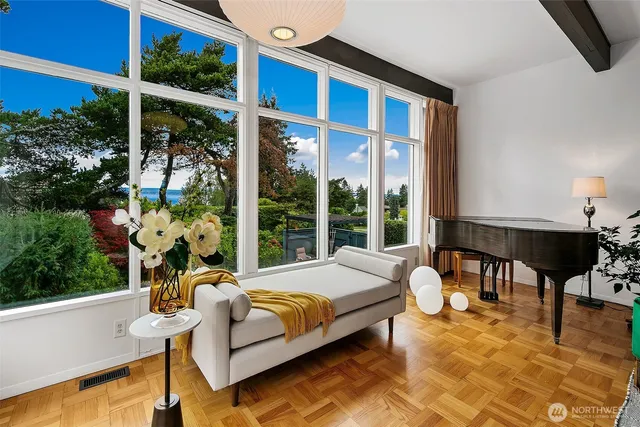 $2,750,000 | 4221 West Armour Street, Seattle, WA 98199