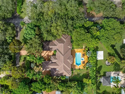 $5,390,000 | 6890 Southwest 94th Street, Pinecrest, FL 33156