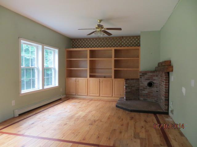 59 Yeaton Hill Road Springvale, ME 04083 - Photo 5 of 22 Family Room.