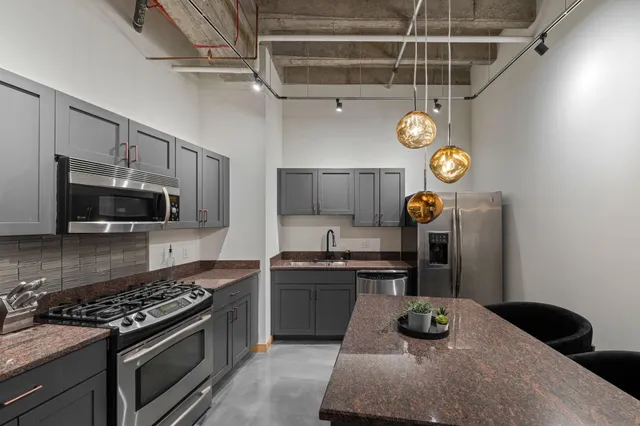 $1,895 | 601 South Marquette Avenue, Unit 405, Minneapolis, MN 55402