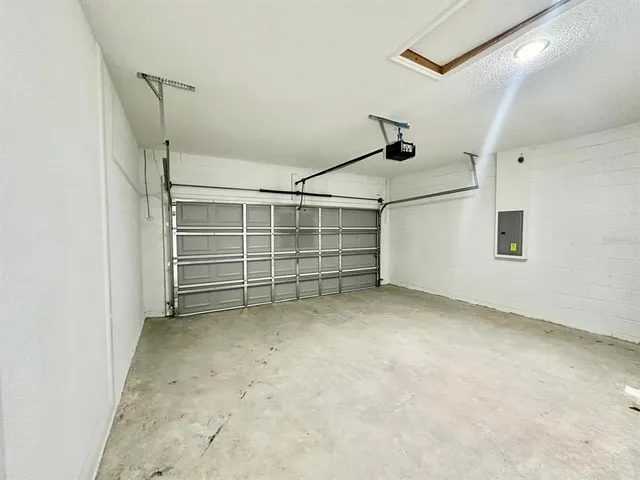 a view of room and garage