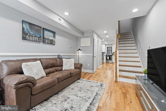 $1,725 | 712 North Duncan Street, Baltimore, MD 21205