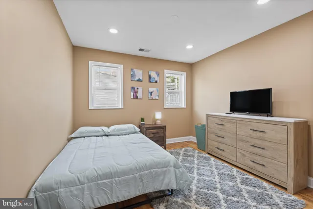 $1,725 | 712 North Duncan Street, Baltimore, MD 21205