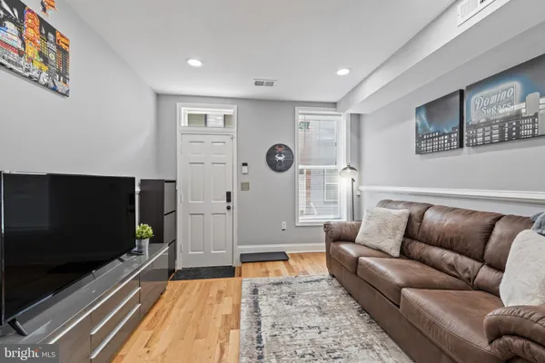 $1,725 | 712 North Duncan Street, Baltimore, MD 21205