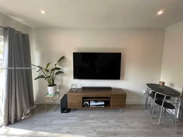 $2,150 | 7801 Northeast 4th Court, Unit 105, Miami, FL 33138