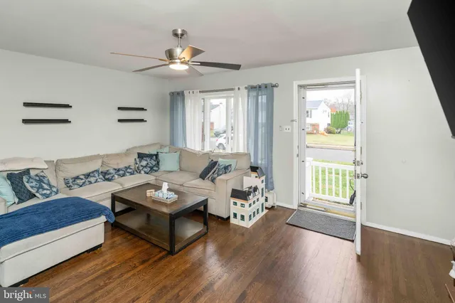 $395,000 | 216 Wellington Drive, Warminster, PA 18974