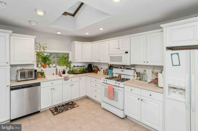 $395,000 | 216 Wellington Drive, Warminster, PA 18974