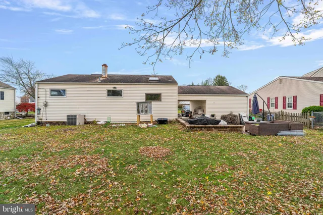 $395,000 | 216 Wellington Drive, Warminster, PA 18974