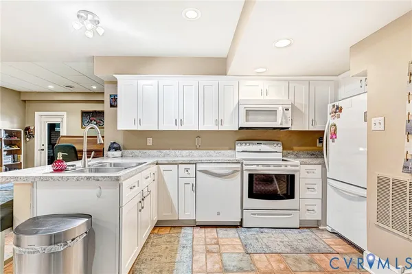 $800,000 | 14012 Summercliff Trail, Chesterfield, VA 23832