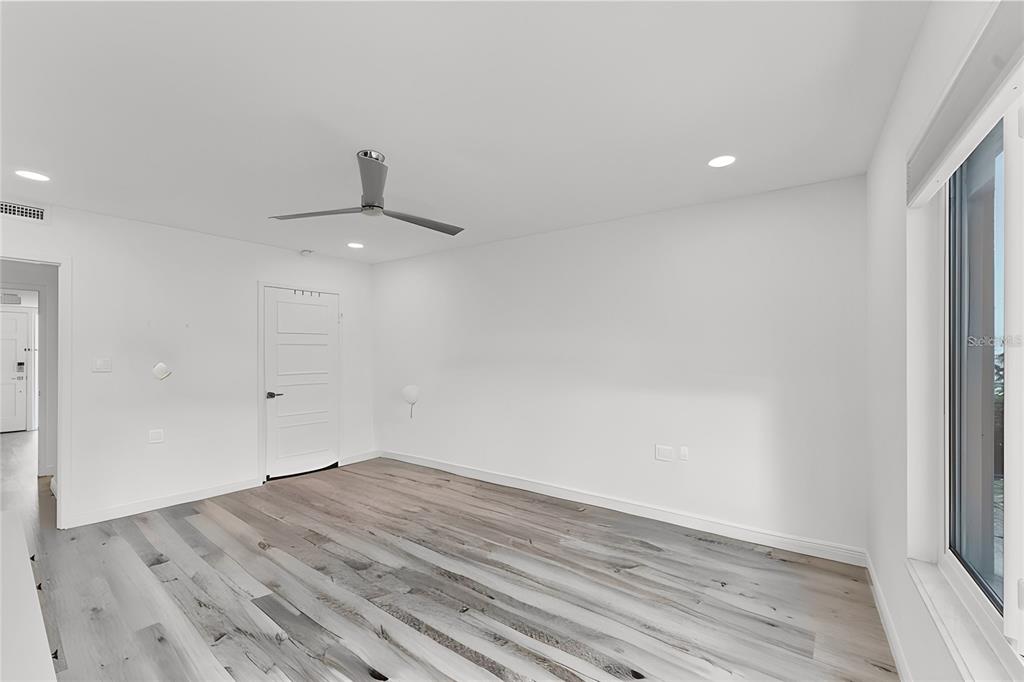 100 Sands Point Road, Unit 323 Longboat Key, FL 34228 - Photo 14 of 27