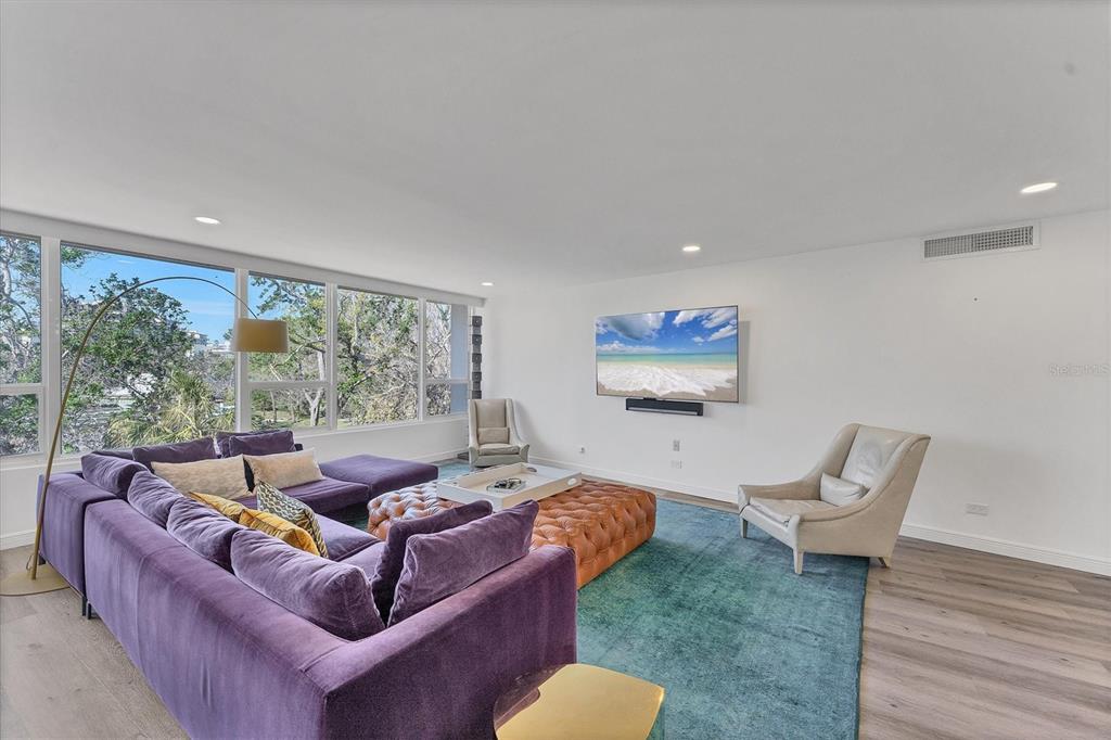 100 Sands Point Road, Unit 323 Longboat Key, FL 34228 - Photo 4 of 27