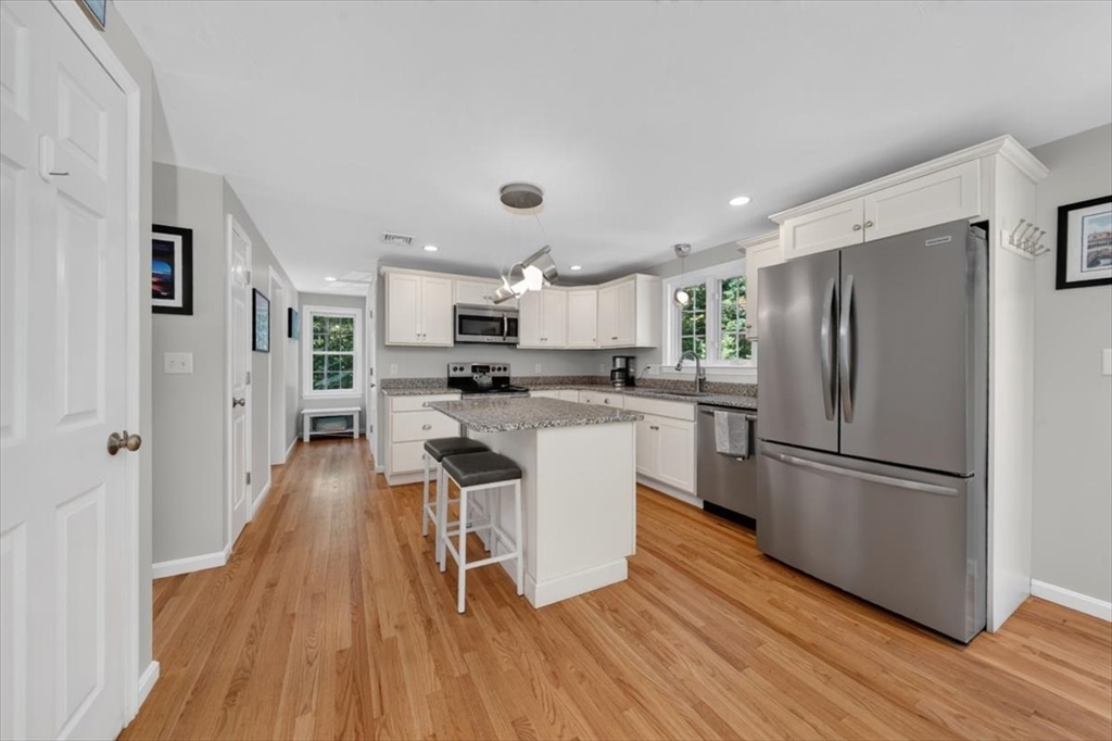 73 Ring Road Kingston, MA 02364 - Photo 10 of 34