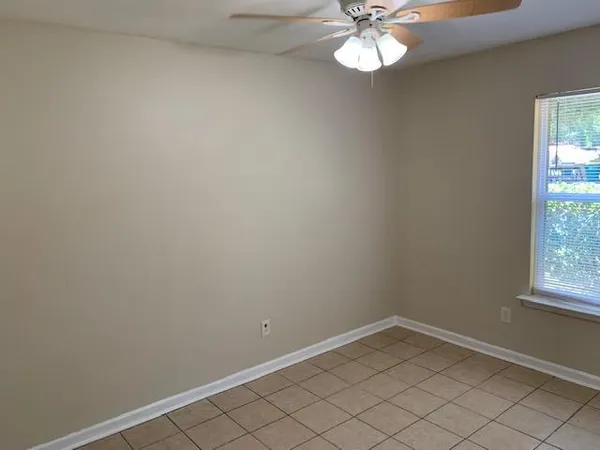 $1,250 | 623 Crestview Avenue, Niceville, FL 32578