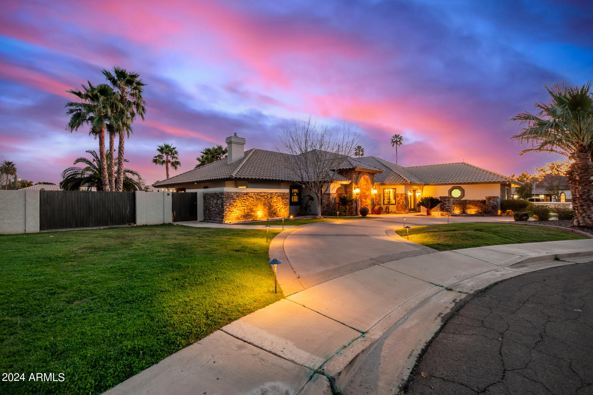 2053 North Maple Mesa, AZ 85215 - Photo 4 of 93 02 - Maple 2053_