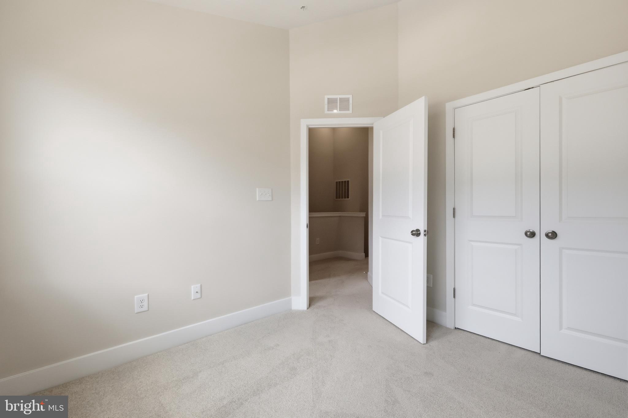 2403 Woodlands Road Baltimore, MD 21244 - Photo 30 of 63