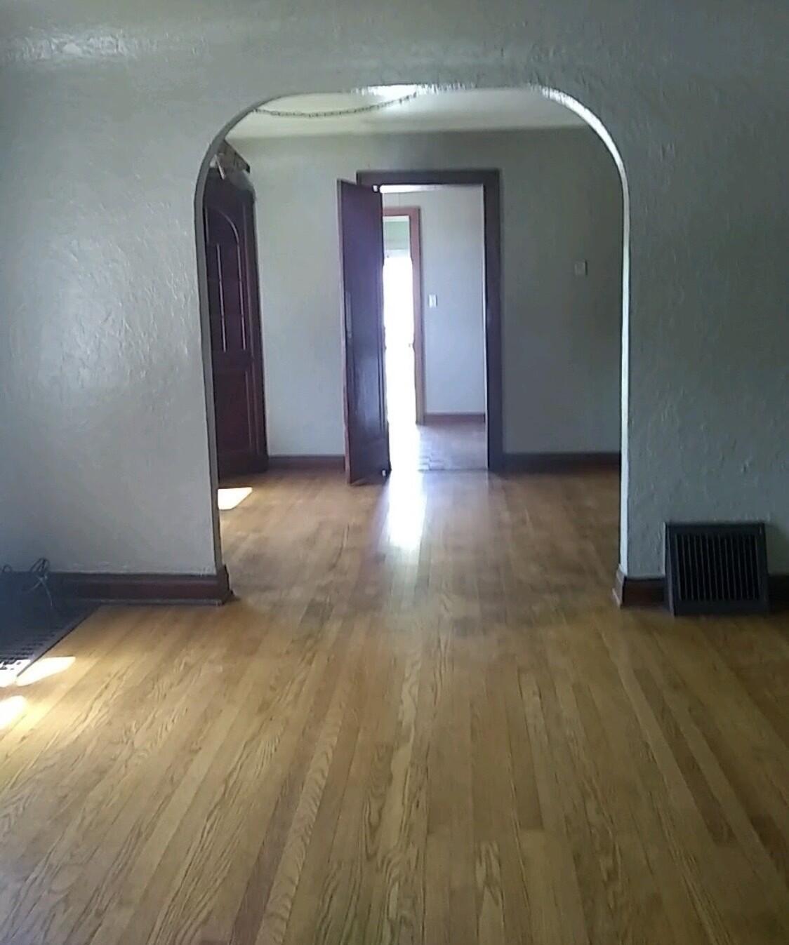 6017 North 37th Street Milwaukee, WI 53209 - Photo 7 of 10 6017-5
