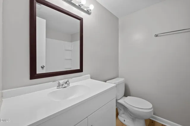 $2,000 | 500 Umstead Drive, Unit 103E, Chapel Hill, NC 27516