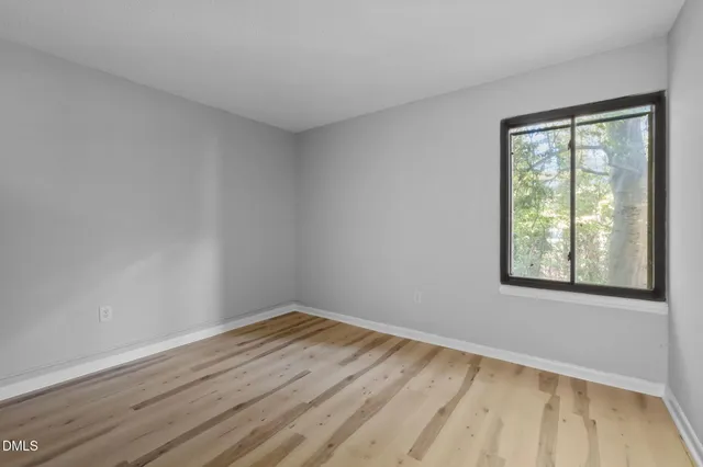 $2,000 | 500 Umstead Drive, Unit 103E, Chapel Hill, NC 27516