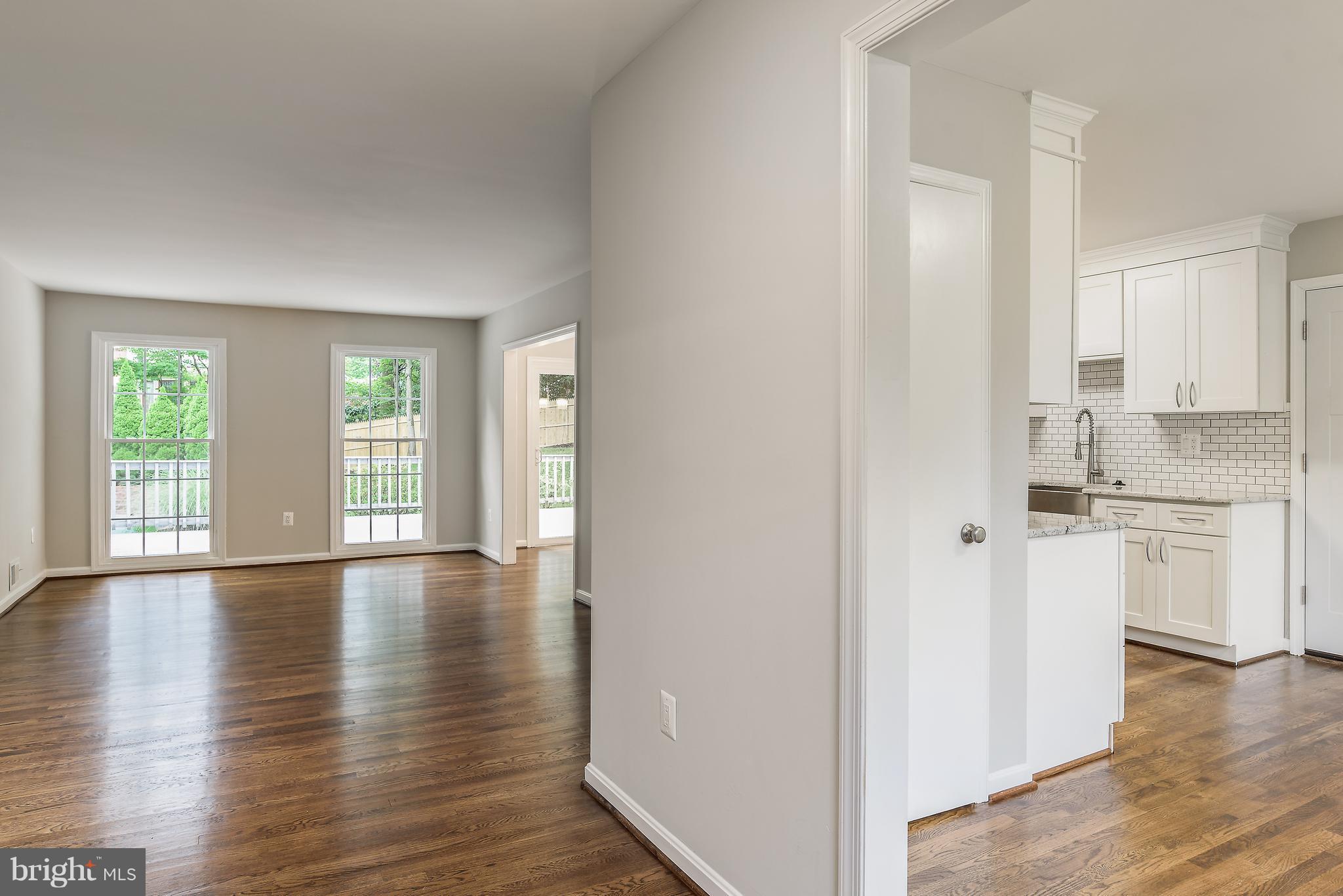7003 Springfield Village Court Springfield, VA 22152 - Photo 3 of 29 Interior (General)