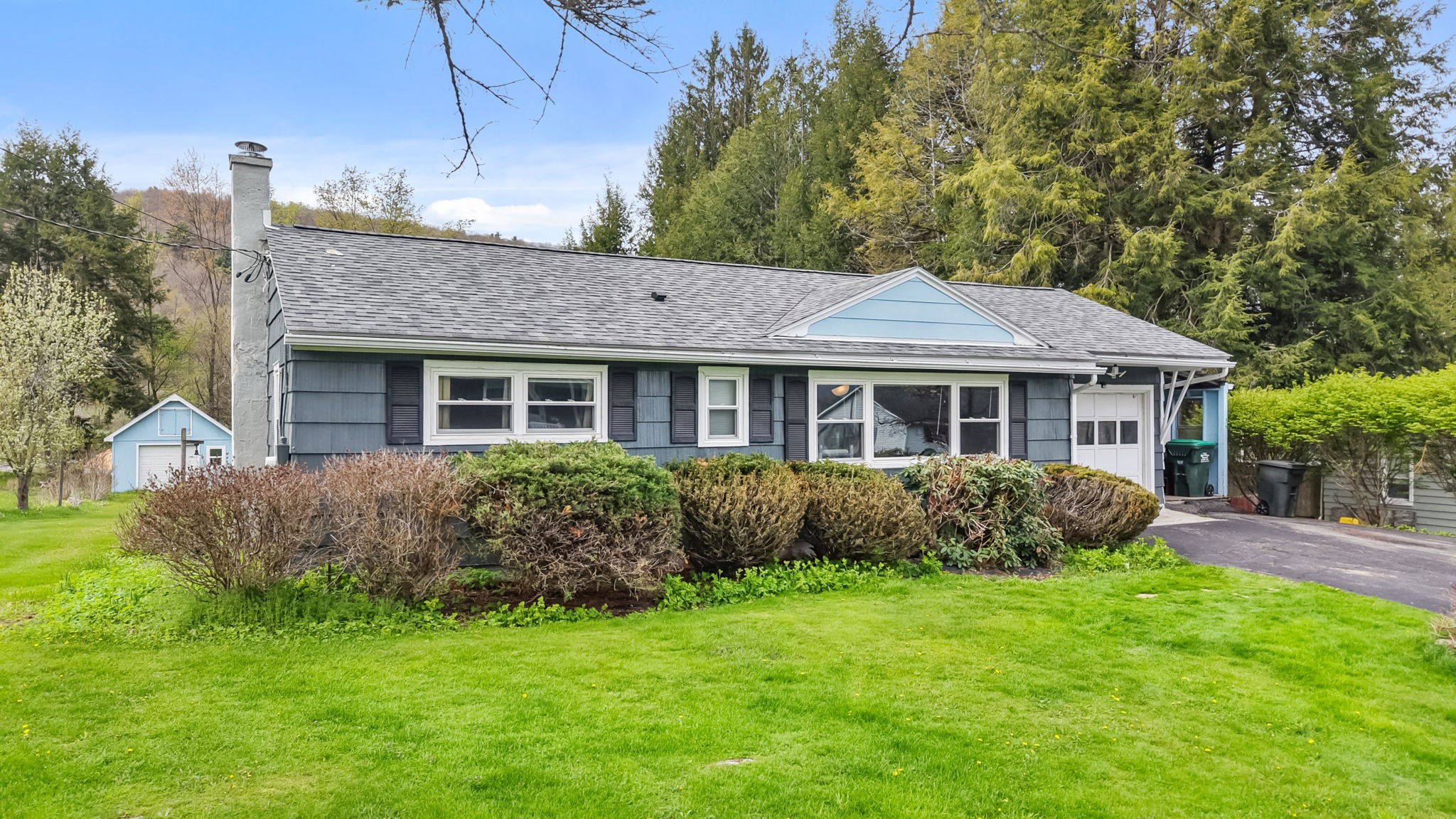 3 Bennett Street Bainbridge, NY 13733 - Photo 3 of 37
