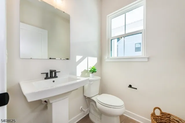 $1,399,000 | 67 Willow Lane, Parsippany, NJ 07054