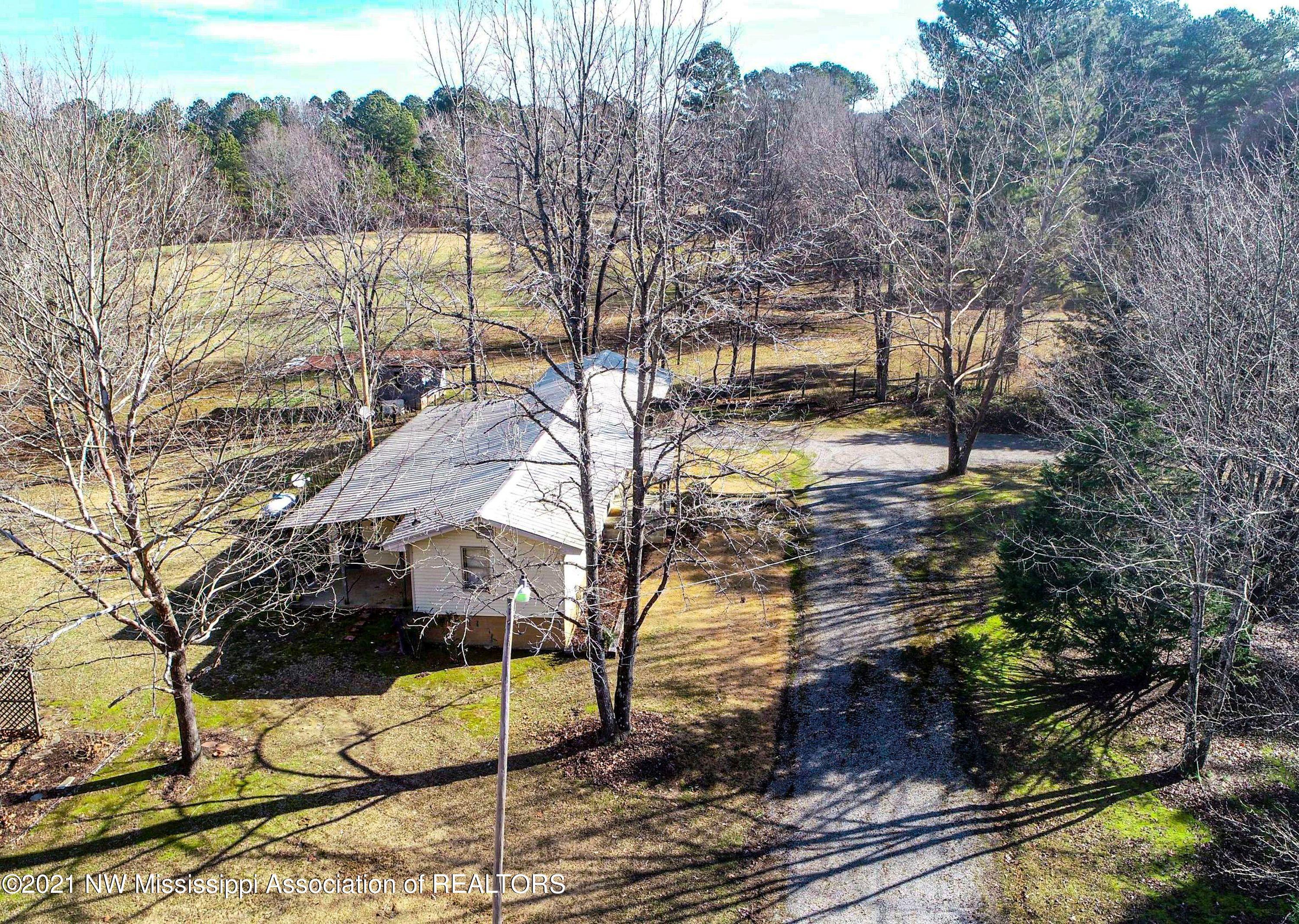 257 John Branch Road Batesville, MS 38606 - Photo 17 of 68 DCIM\101MEDIA\DJI_0279.JPG
