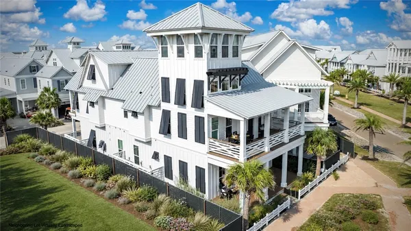 $2,550,000 | 215 Laughter Lane, Port Aransas, TX 78373