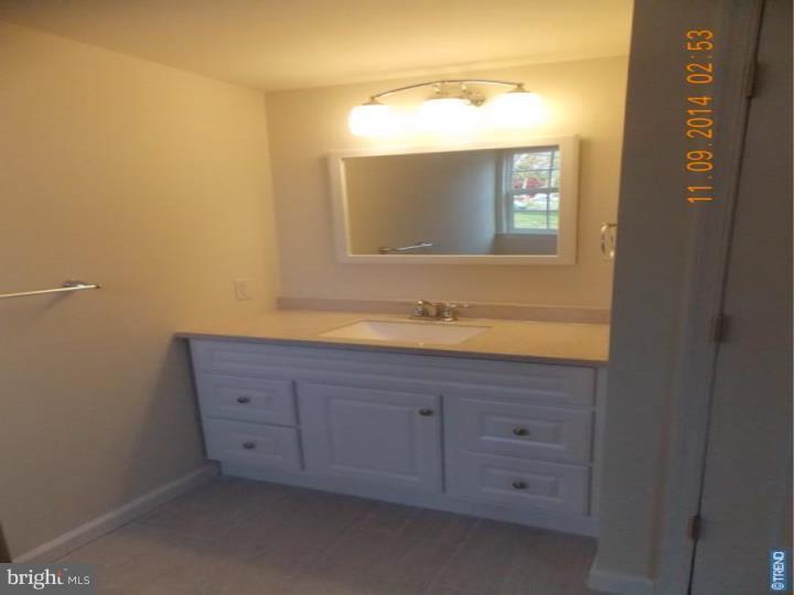 50 Inland Road Levittown, PA 19057 - Photo 11 of 20 Master Bathroom