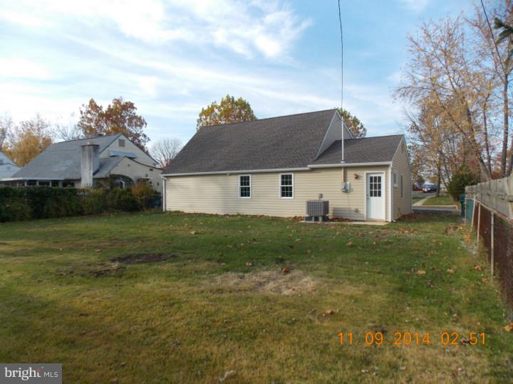 50 Inland Road Levittown, PA 19057 - Photo 3 of 20 Exterior Side