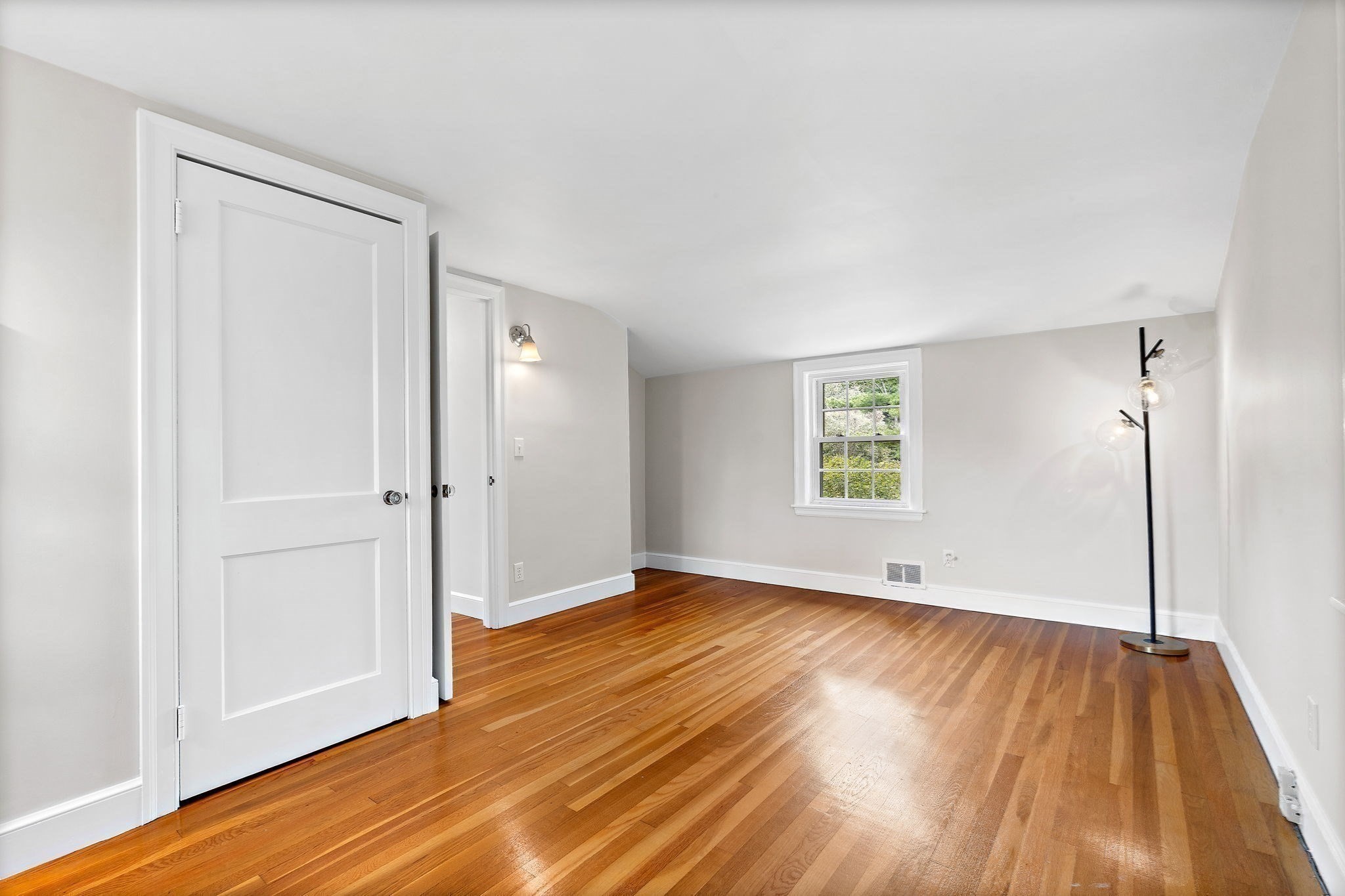 164 Springs Road Bedford, MA 01730 - Photo 18 of 26 Gallery Image 18