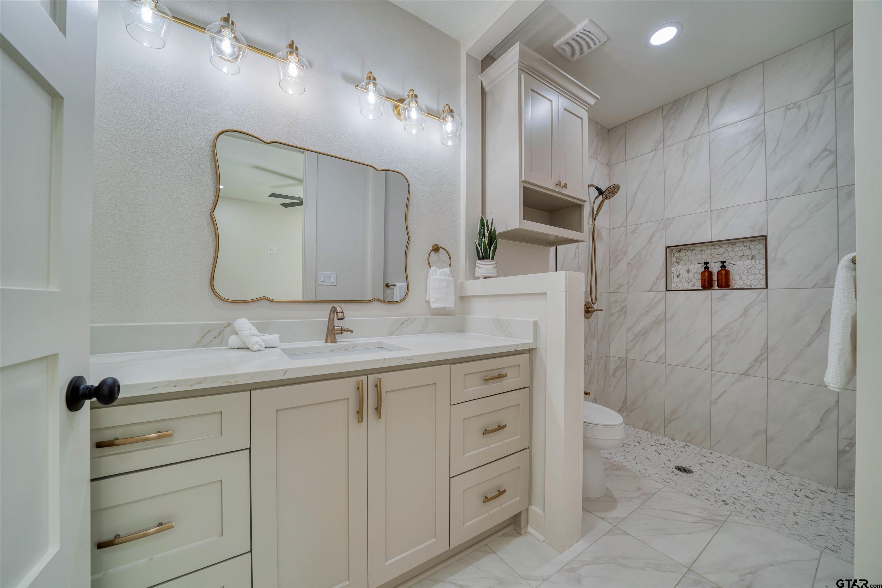 1219 Cherokee Street Longview, TX 75604 - Photo 30 of 44