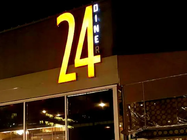 $1,000 | 1111 West 10th Street, Unit 111, Austin, TX 78703