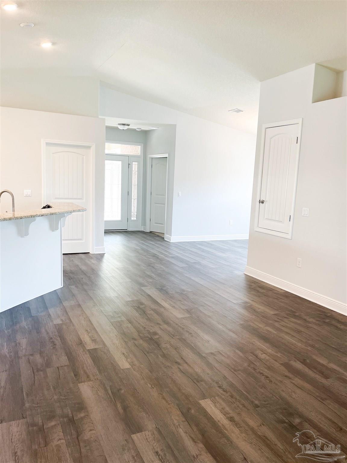 2061 Bergren Road Gulf Breeze, FL 32563 - Photo 9 of 29 Gallery Image 9