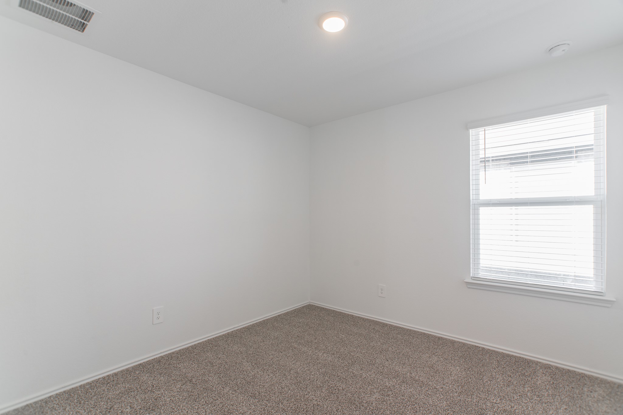 24314 Pebble Cres Lane Spring, TX 77373 - Photo 31 of 37 an empty room with a window