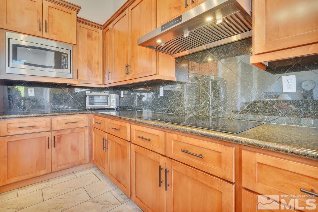 10110 Burghley Lane Reno, NV 89521 - Photo 17 of 38 Photo 17