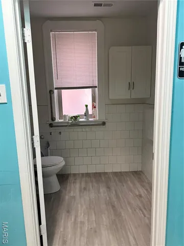 $2,500 | 3467 South Grand Boulevard, St. Louis, MO 63118