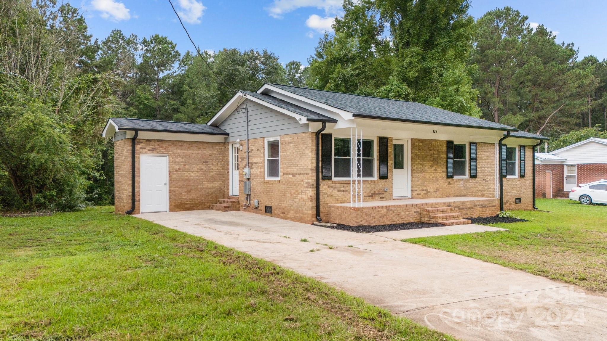 428 Bennett Road Wadesboro, NC 28170 - Photo 3 of 33 Gallery Image 3