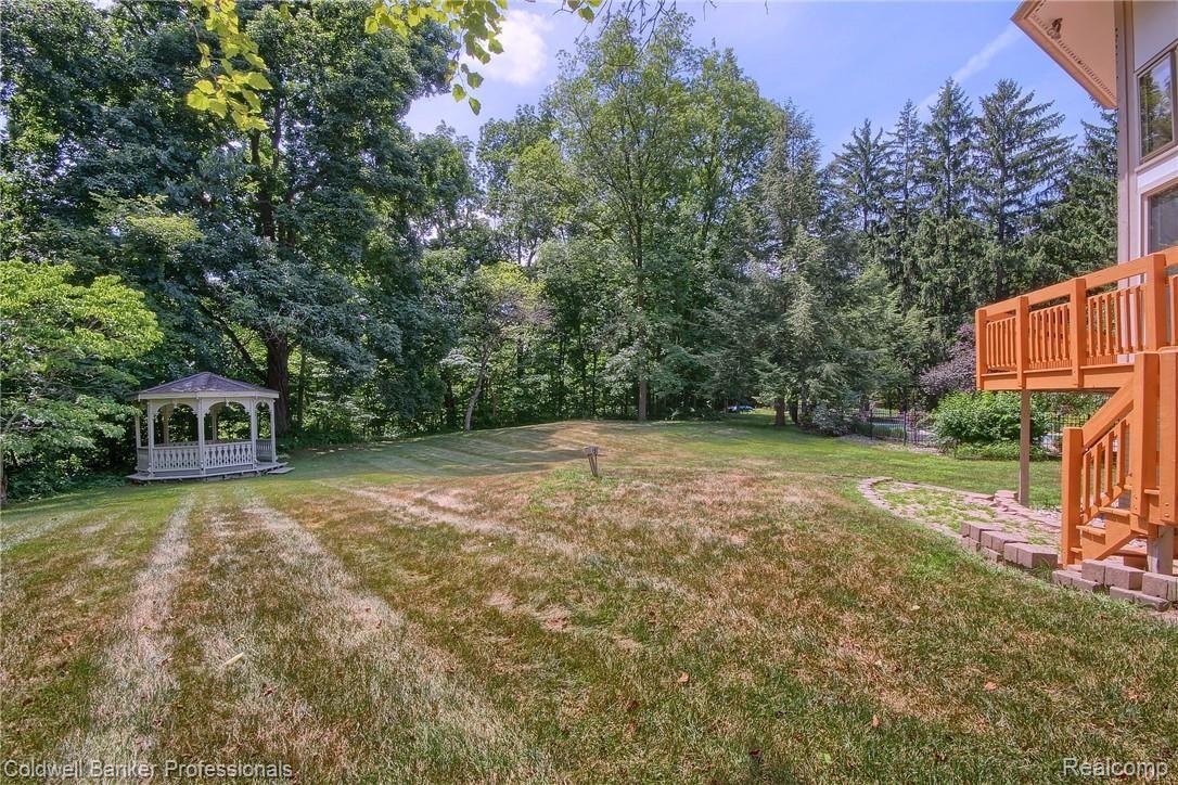 18878 Hannan Road New Boston, MI 48164 - Photo 39 of 42 039-Backyard_2nd_View.jpg