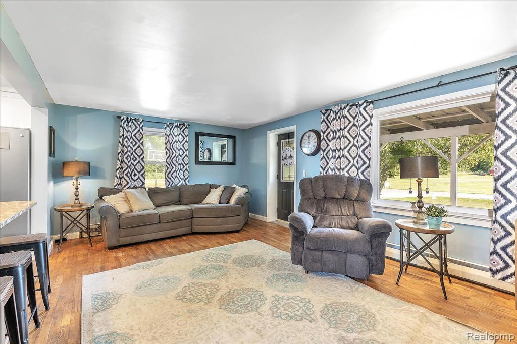 3328 Barnes Road Millington, MI 48746 - Photo 5 of 38