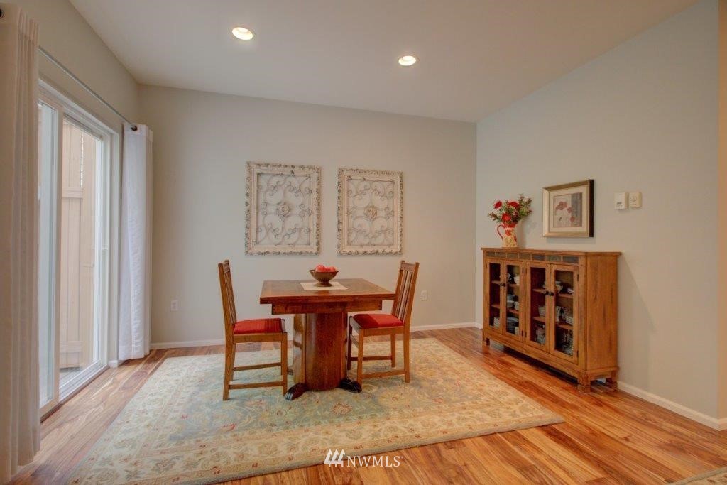 102 South 49th Street, Unit B Renton, WA 98055 - Photo 7 of 20