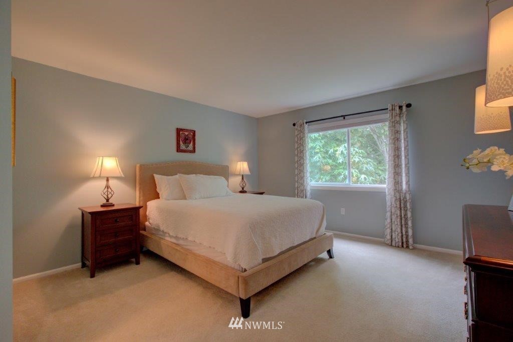 102 South 49th Street, Unit B Renton, WA 98055 - Photo 10 of 20