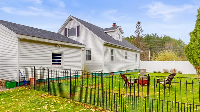 $340,000 | 4 Arbania Street, Auburn, ME 04210