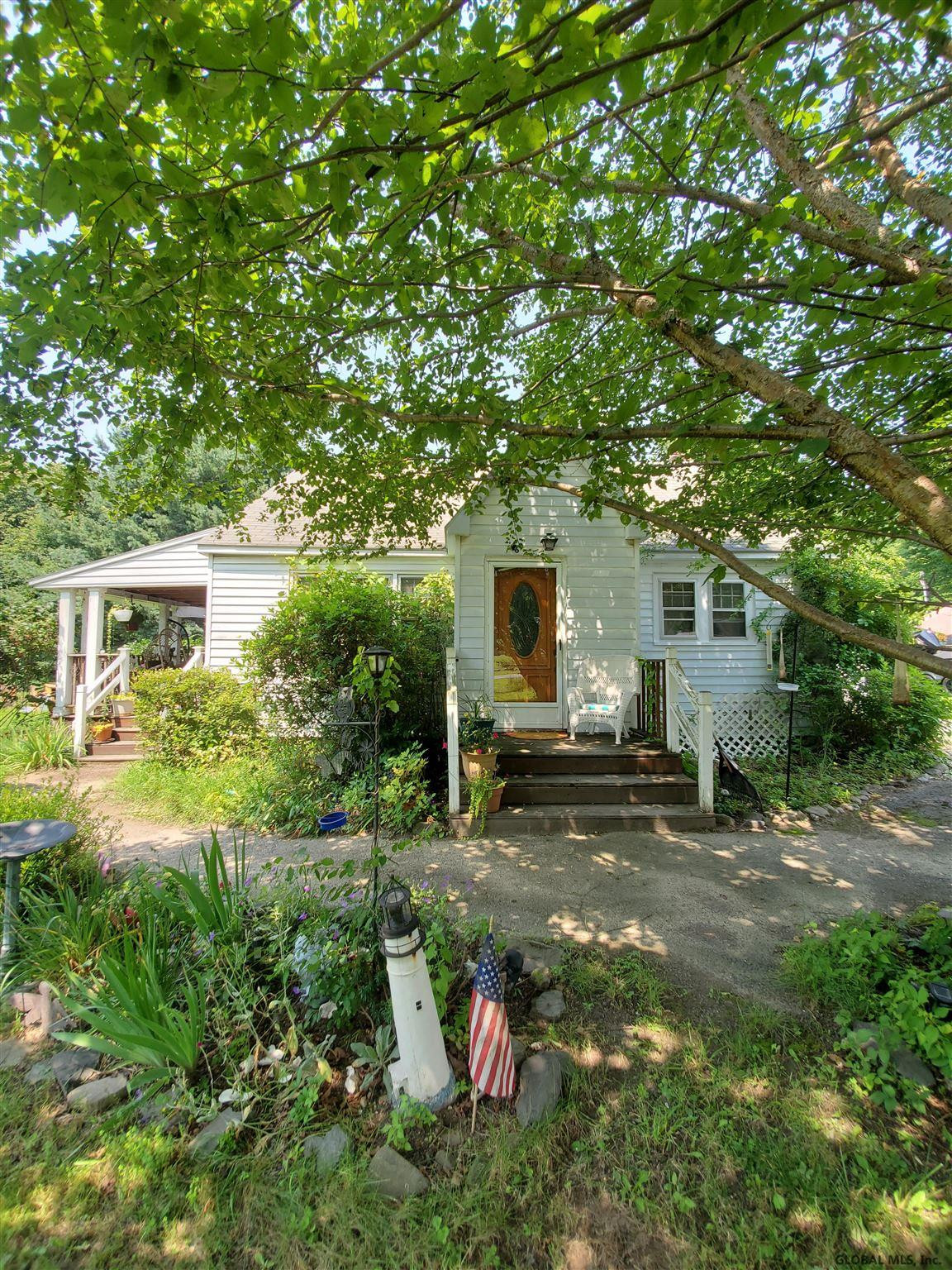 69 Plank Road Poestenkill, NY 12140 - Photo 14 of 32 Photo 14
