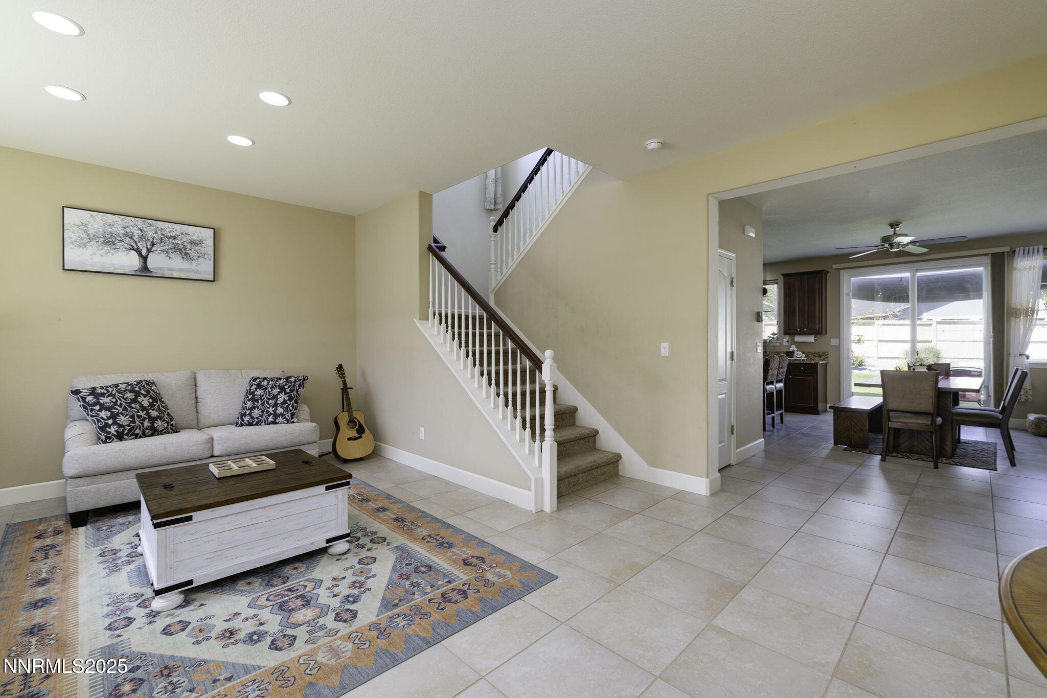 10687 Walton Park Drive Reno, NV 89521 - Photo 4 of 25 16-web-or-mls-10687 Walton Park-16
