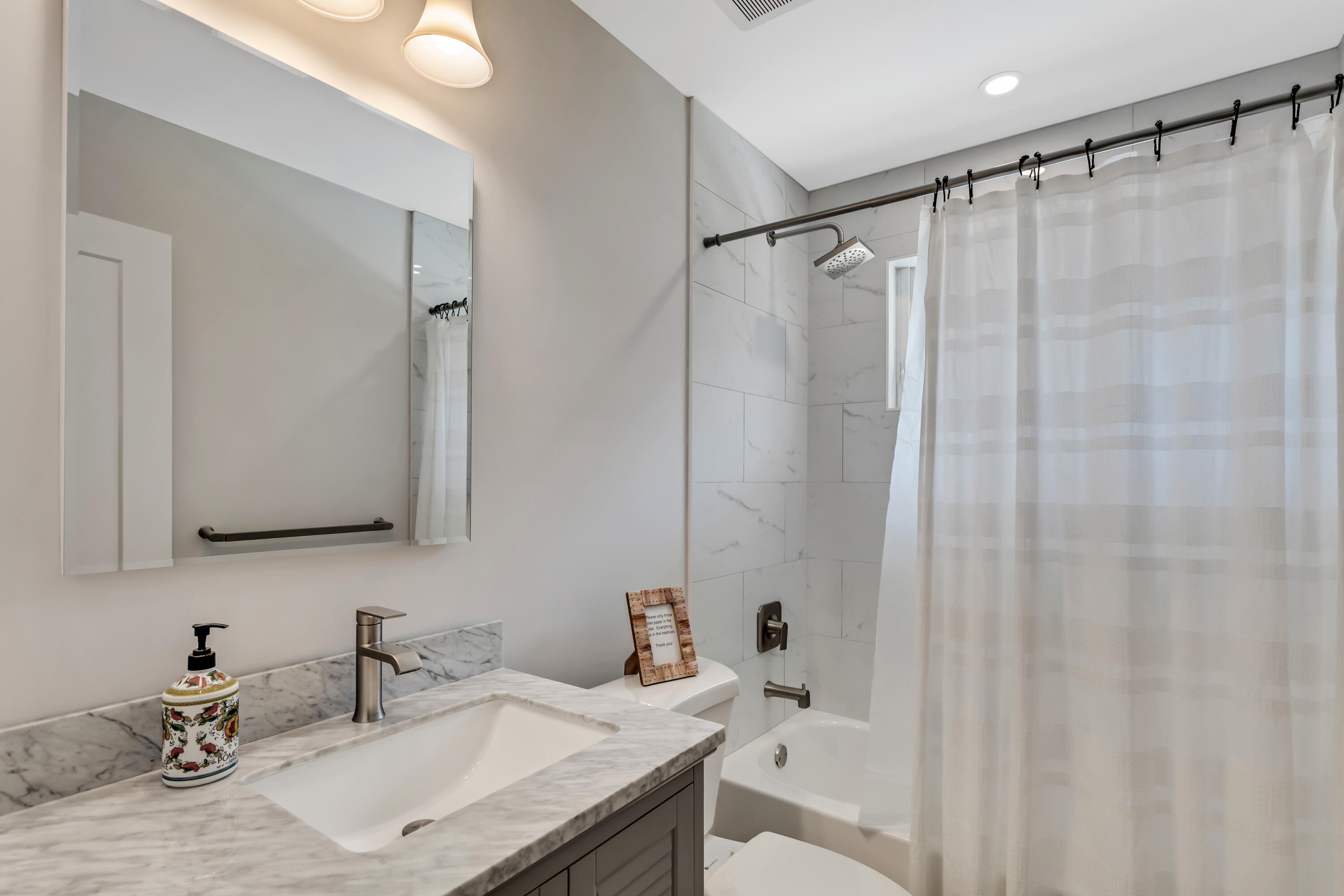 47 Ridgewood Circle Tequesta, FL 33469 - Photo 27 of 29 r93MIxov08-8U5A7611