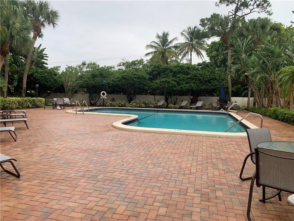 23200 Camino Del Mar, Unit 608 Boca Raton, FL 33433 - Photo 51 of 54 Pool Area