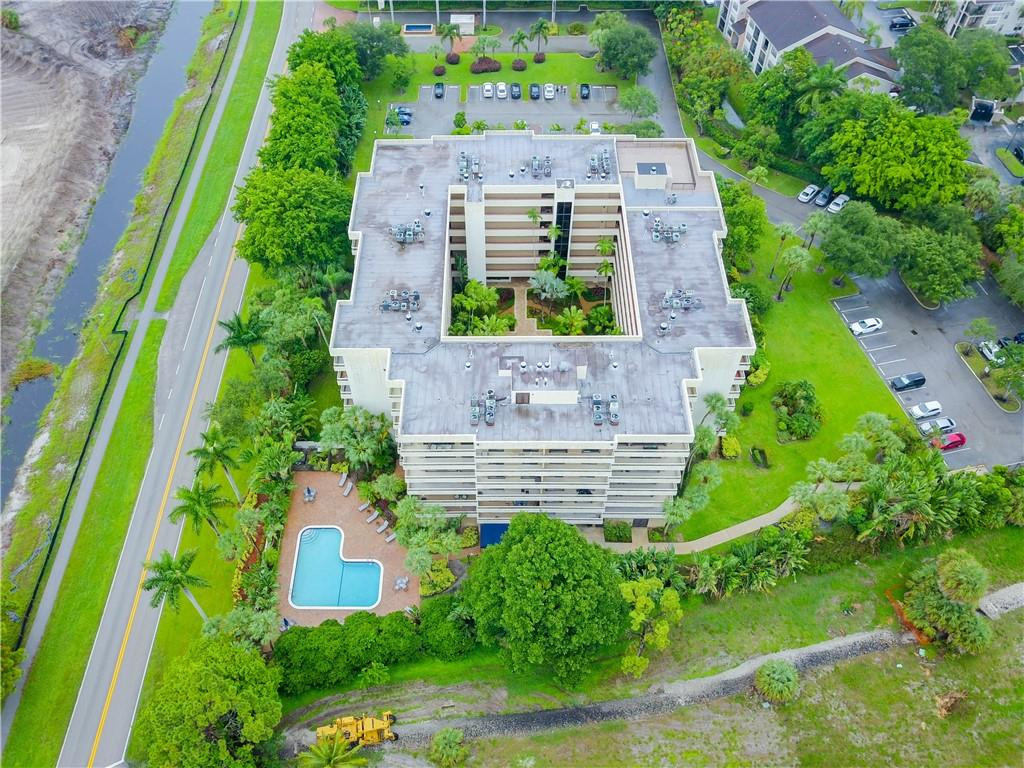 23200 Camino Del Mar, Unit 608 Boca Raton, FL 33433 - Photo 7 of 54 View of Building looking North