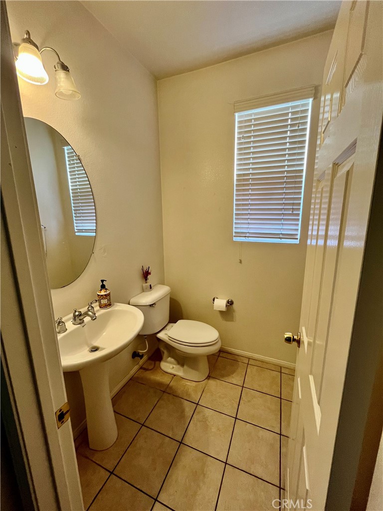1757 Steinman Street Riverside, CA 92507 - Photo 15 of 29