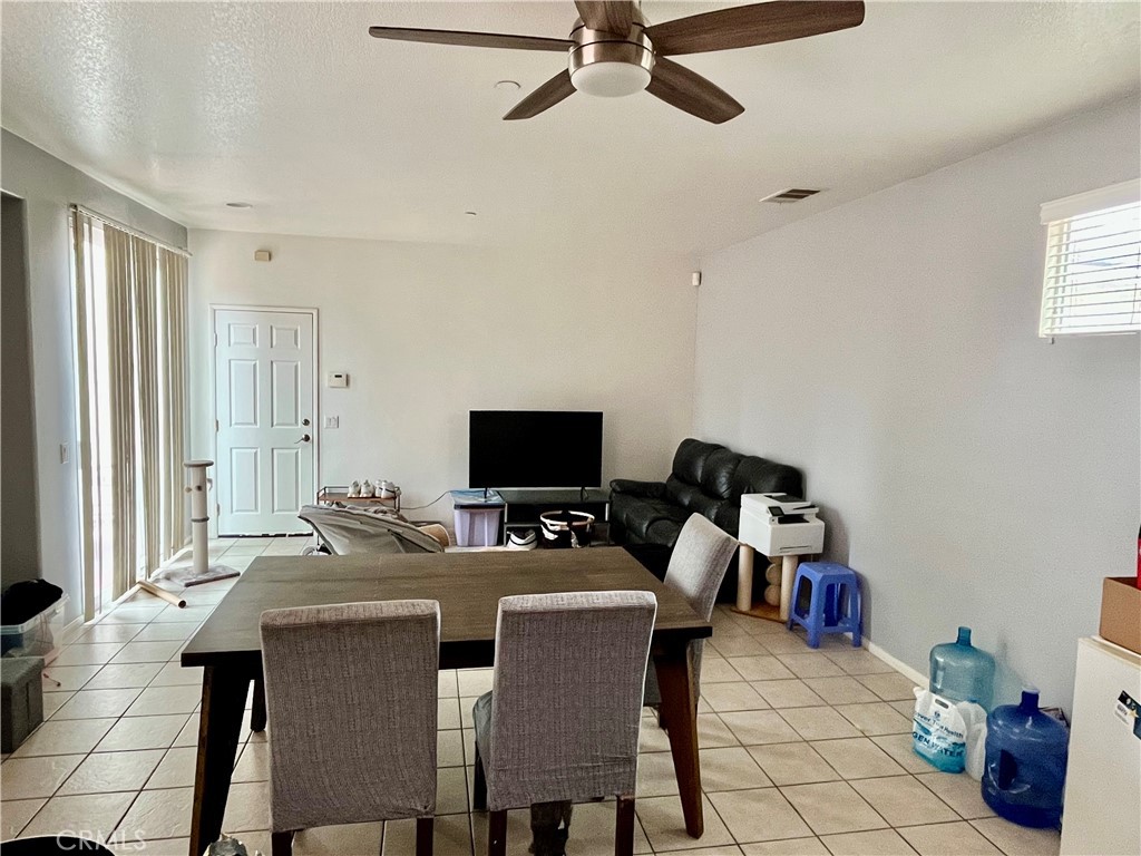 1757 Steinman Street Riverside, CA 92507 - Photo 17 of 29