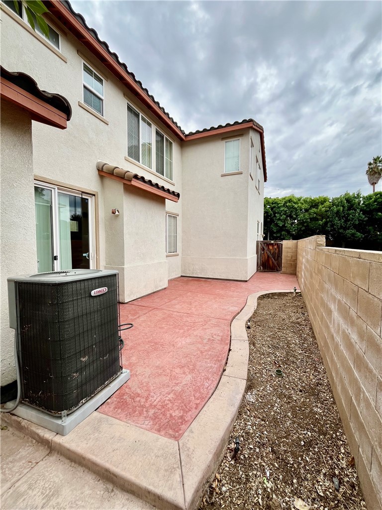 1757 Steinman Street Riverside, CA 92507 - Photo 18 of 29